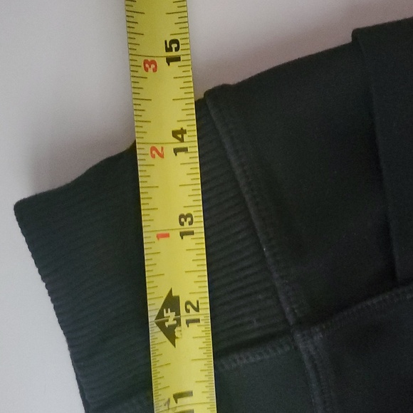 Athleta Excursion Mini Skort Size Extra Small Black Side Pockets - Picture 14 of 15